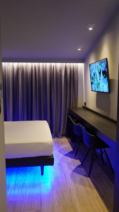 2LeoniMHotel Città Sant'Angelo Esterno foto